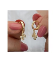 ?Gümüş Gold Sallantılı Yonca Kadın Küpe CSR2185430