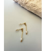 Mayorka İncili Minimal Tasarım Altın Kaplama Küpe (Gold)