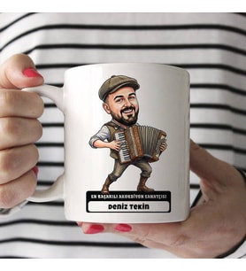 Akordiyon Sanatçısı Müzisyen Erkek Karikatürlü Kupa Bardak