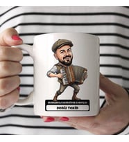 Akordiyon Sanatçısı Müzisyen Erkek Karikatürlü Kupa Bardak