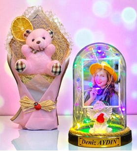 Sizlere Özel İsimli Fotoğraflı Renkli Led Işıklı Fanus ve Pembe Peluş Ayıcık Buketi (Model 4)