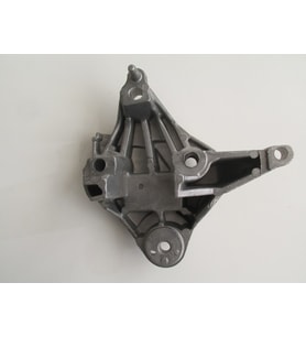 Renault Clio 2 Sd/hb 02/08 Motor Üst Bağlantı Kulağı (Takoz) (Alümi·nyum)