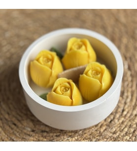 Solmayan Sarı Laleler Mum Tabağı (Hediyelik )