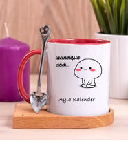 Kişiye Özel İncinmişsin Dedi Tasarım Esprili Ahşap Altlıklı Kırmızı Kupa