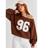 Kadın Lucky 96 Baskılı Kayık Yaka Çift Görünümlü Sweatshirt - Acı Kahve