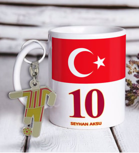 BK Gift Kişiye Özel Sarı-Kırmızı Tasarımlı Kupa Bardak ve Formalı Metal Anahtarlık Hediye Seti Model 1