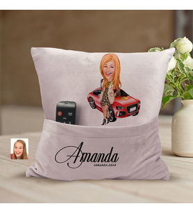 BK Gift Kişiye Özel Anne Karikatür Tasarımlı Organizer Kumanda ve Atıştırmalık Cepli Pembe Kırlent Yastık-2 Arkadaşa Hediye, Cepli Yastık