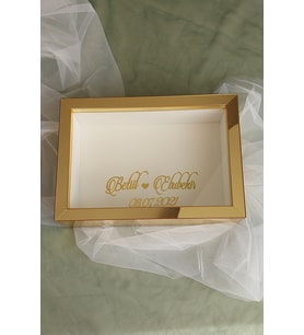 21x30 cm  Gold Pleksi Kaplı Gül Anı Çerçevesi! Gül Kutusu