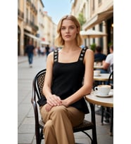 Kadın Bluz Kare Yaka Kalın Askılı Kolsuz Triko Peplum Taşlı İnce Regular Kalıp Tek Plaka Dokuma