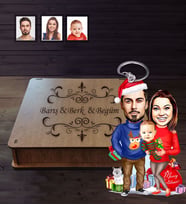 Kişiye Özel Yılbaşı Aile Karikatürlü Ahşap Anahtarlık Kutulu Model-3