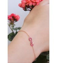 925 Ayar Gümüş Zirkon Taşlı Kalpli Sonsuzluk Bileklik - B033301