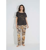Desenli Kısa Kollu "Less Mondey More Coffee" Pijama Takımı