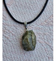 Labradorit Kolye , Doğal Taş  Kolye Ucu, Hediyelik, Şık, Günlük Takı , Moli Tasarım ,6500040125