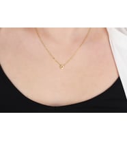 Glorria Gümüş 3 Boyutlu Minimalist Q Harfi Kolye (Çok Renkli)