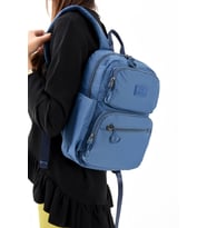 Ultra Hafif Çok Bölmeli Orta Boy Sırt Çantası(Su Geçirmez, Notebook, Laptop) Mavi Model: (571-13-9D)