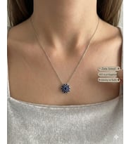 ZETA JEWEL 925 Ayar Gümüş Safir Taşlı Lotus Kolye – Hediye Kutulu, Zarif ve Işıltılı Kadın Kolye