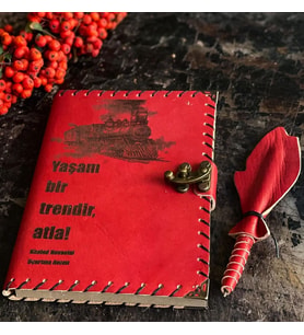 Yaşam Bir Trendir Atla Deri Defter (Kırmızı)