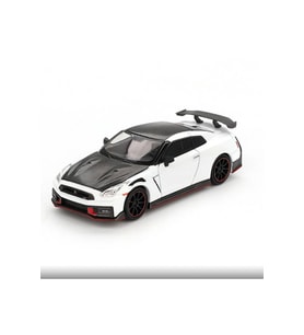 Nissan GT-R Nismo 2024 Brilliant White Pearl Oyuncak Araba