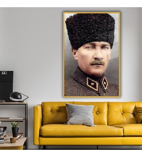 Metal Çerçeveli Temperli Cam Tablo Portre Kalpaklı Atatürk (Gold)