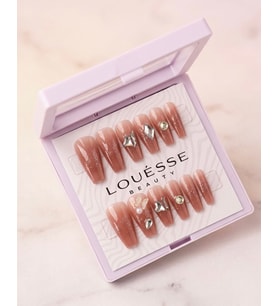Louésse Caramel Glow Takma Tırnak 12’li Nude Kahve Simli Taşlı Soft Luxe Nail