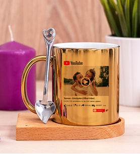 Kişiye Özel Youtube Tasarım Fotoğraflı Ahşap Altlıklı Gold Kupa Bardak