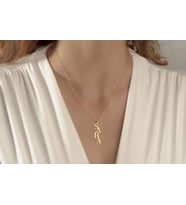 Kişiye Özel 925 Ayar Gümüş Tasarım Zarif Dikey İsim Kolye (Gold)