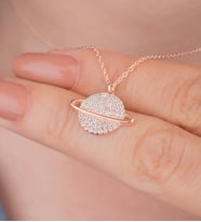 925 Ayar Gümüş Gezegen Kolye