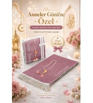 Anneler Günü Hediyesi İsimli Kabe İşlemeli Kadife Seccade Seti – Kutulu İnci Tesbihli - Pembe