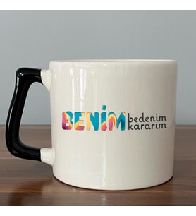 Benim Bedenim, Benim Kararım Baskılı Kadınlar Günü Siyah Kulplu D Kupa
