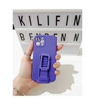 iPhone 12 Pro Standlı Kılıf Modeli
