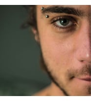 Cerrahi Çelik Hologram Renkli Renkli Kaş Piercingi 8 mm (Çok Renkli)