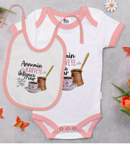 BK Kids Annemin Kahveye İhtiyacı Var Tasarımlı Pembe Bebek Body Zıbın ve Mama Önlüğü Hediye Seti-1