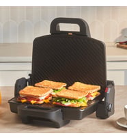 Emsan Future Essential Tost Makinesi Matte Black 1800 W