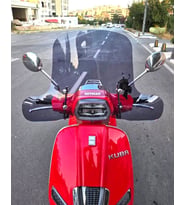 MOTOCAM Kuba Bevely Ön Cam 2022-2026 Model 37cm Füme Renkli 4mm Elcikli APARATSIZ