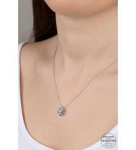 SWAROVSKİ CRYSTAL ÇİÇEK  925 AYAR GÜMÜŞ KOLYE