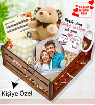Kişiye Özel Kar Küresi & Peluş Ayıcık & Mum & Varlığın Çok Güzel Kupa Premium Hediye Seti
