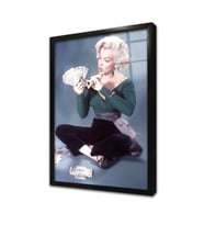 Renkli Marilyn Monroe Çerçeveli Cam Tablo