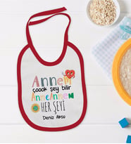 BK Kids Kişiye Özel Annem Çok Şeyi Bilir Tasarımlı Kırmızı Bebek Mama Önlüğü-1