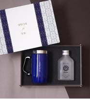 Premium Hediye Seti – Ahşap Kutuda Termos Mug & Kolonya