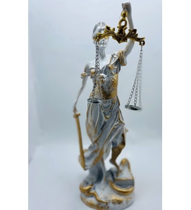Adaletin Simgesi Adalet Kadın Terazisi Themis Adalet Heykeli