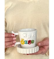 DİŞ FİGÜRLÜ İSİMLİ KUPA FİNCAN MUG (Krem)
