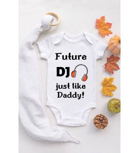 Erkek Ekru Bebek Dj Daddy Baskılı Çıtçıtlı Body