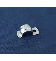 Radsan Boru Kelepçesi Elektro Galvaniz Kaplı ve Tek Kulaklı 1/2 inc (10 adet)