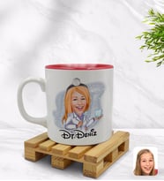 BK Gift Kişiye Özel Kadın Diş Hekimi Karikatürlü İçi Kırmızı Renkli Kupa Bardak Model 1