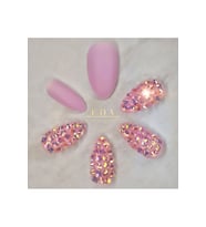 EDA LUXURY BEAUTY Nude Pembe Mat Takma Tırnak Lüks 3d Kristal Taşlı Desenli Uzun Almond Oval Stiletto Nail Art Set E038