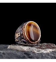 Senin Silver – Şah Duruşu 925  Oval Taşlı Maskülen Yüzük (Çok Renkli)
