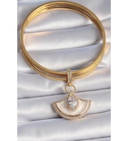 Pirinç Gold Renk Zirkon Taş Detaylı Beyaz Mineli Ajda Charm TJ-BC1009