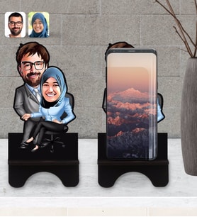 BK Gift Kişiye Özel Sevgililer Karikatürlü Ahşap Biblo Telefon Standı-59