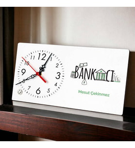 Kadın Bankacıya Hediye Şık Masa Saati