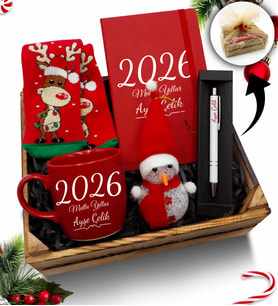 Kasa İçerisinde Kişiye Özel Kırmızı Defter & Kırmızı Kupa & Kardan Adam & Yılbaşı Çorabı & Kalem Hediye Seti
